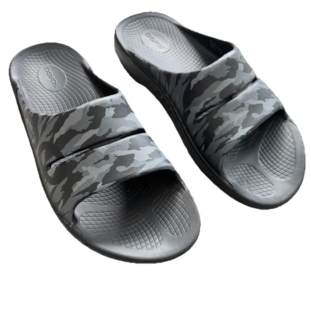 OOFOS OOahh Camo Slide Sandals Recovery Footwear M11/W13 Comfy Stylish Casual - Picture 1 of 7